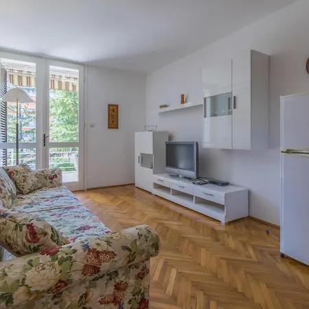 Apartment Popovic Crikvenica